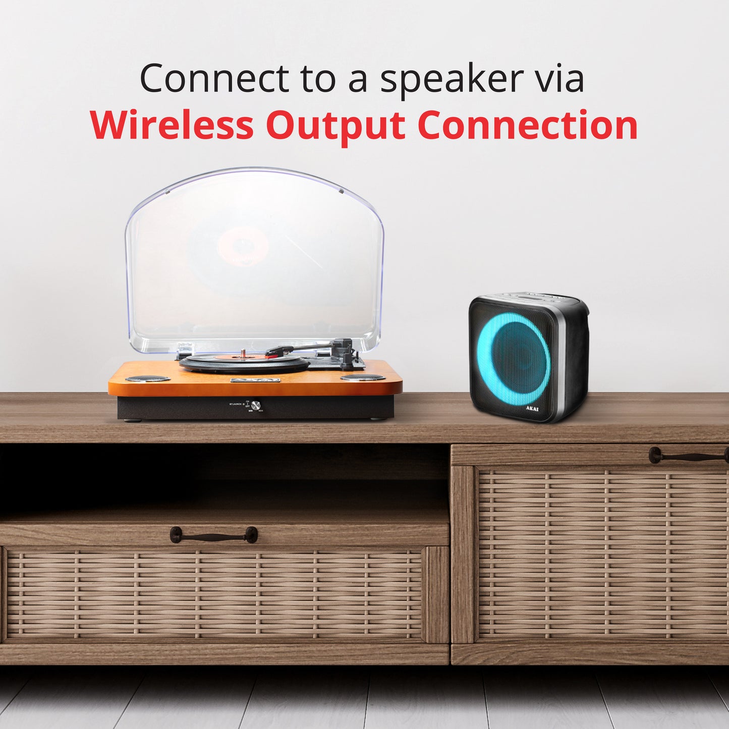 Pick-up Vintage AKAI cu Boxe Integrate – Bluetooth, USB, Card SD și 3 Viteze